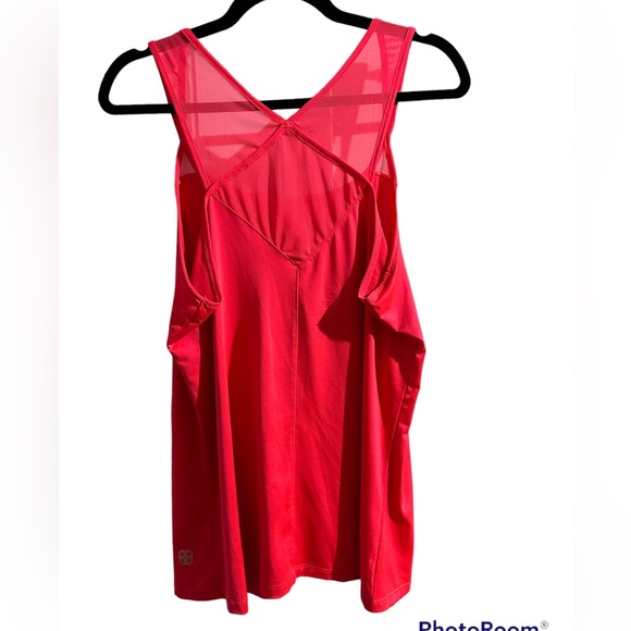 Daisy Fuentes Tank - Picture 2 of 5